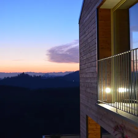 Ca' Borghino * Alba (Piedmont)